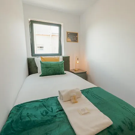 Lapa Stylish By Vacationy Apartment *