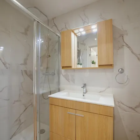 Lapa Stylish By Vacationy Apartman *