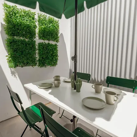 Apartman Lapa Stylish By Vacationy