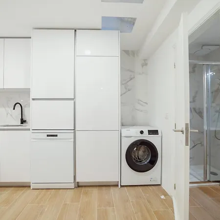 Lapa Stylish By Vacationy Lejlighed Porto