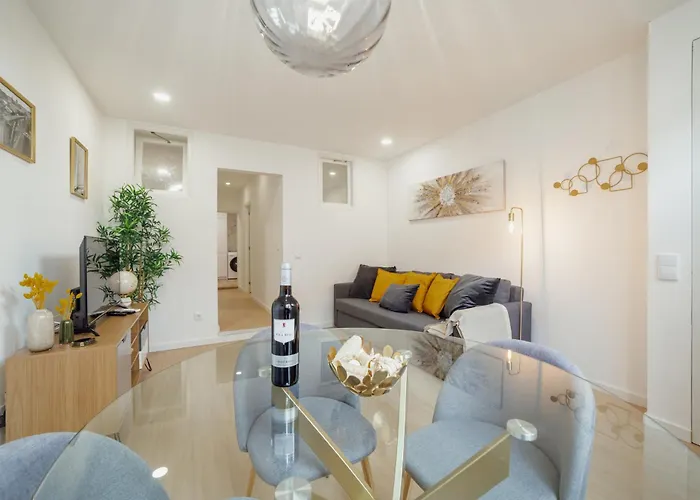 Lapa Stylish By Vacationy * Oporto